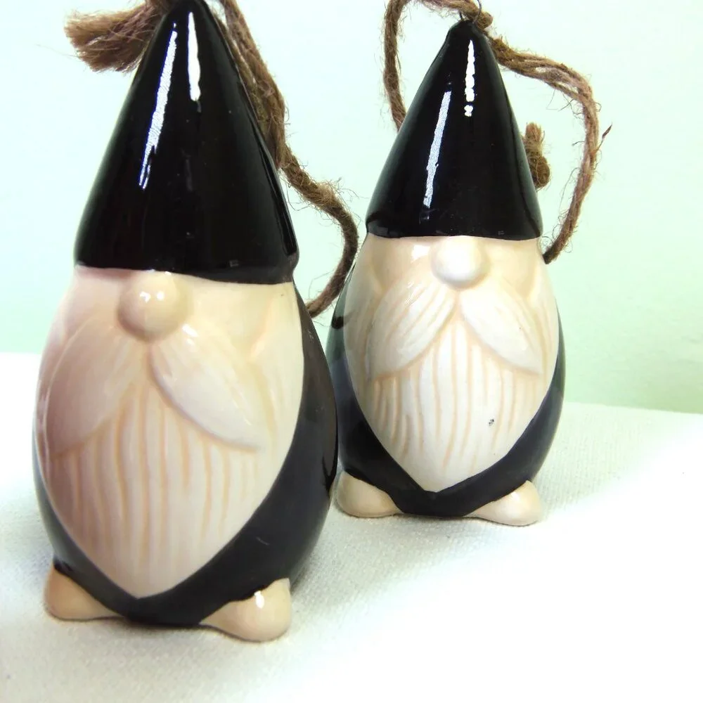 Unknown decorative gnome